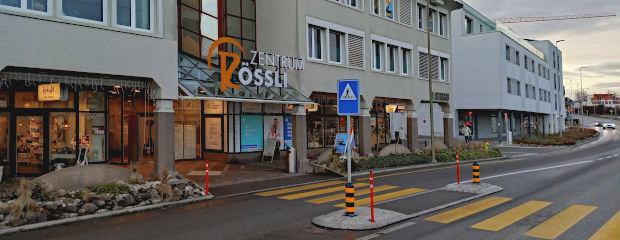 Haupteingang zum Zentrum Rössli in Egg